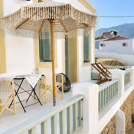 Voutakia Retreat Seafront