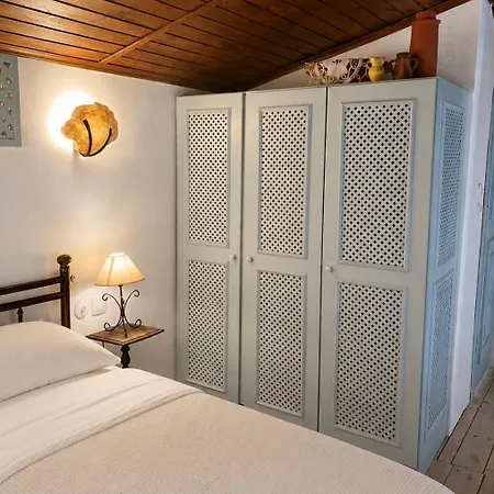 Дом отдыха Voutakia Retreat Seafront *