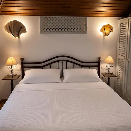 Voutakia Retreat Seafront Дом отдыха Халки