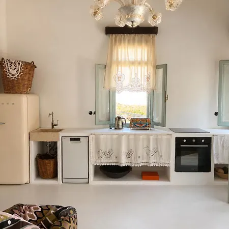 Дом отдыха Voutakia Retreat Seafront Халки